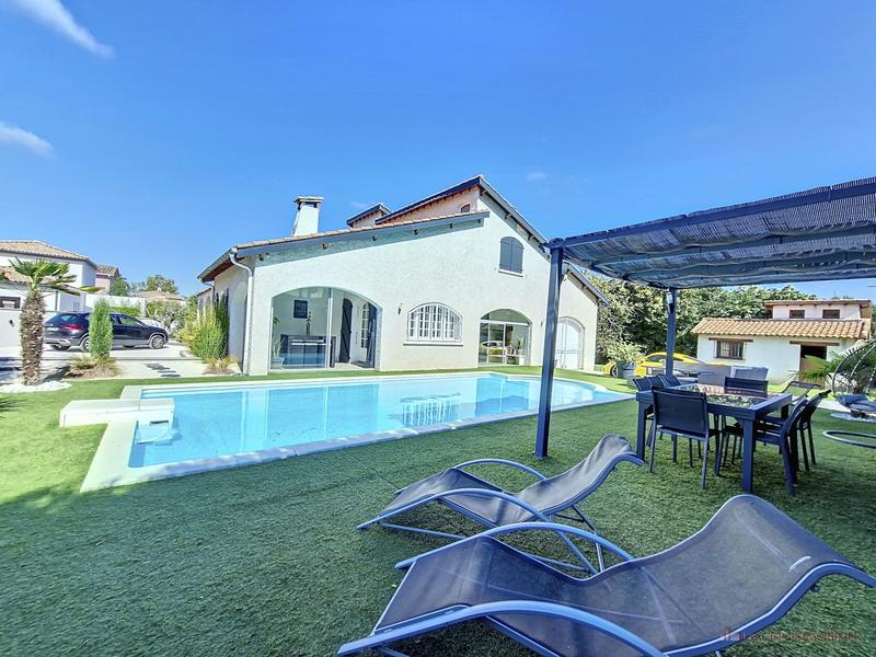 Maison - 170 m² - 6 pièces