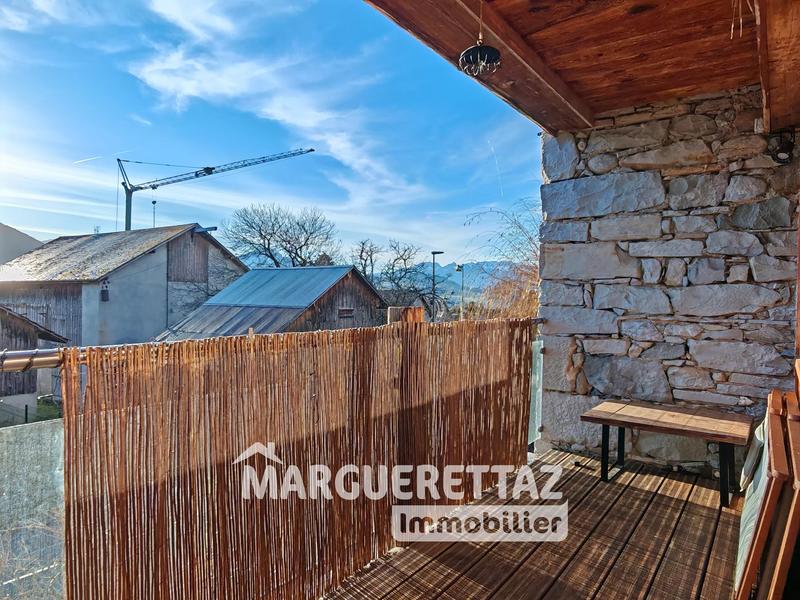 Appartement - 110 m² - 3 pièces