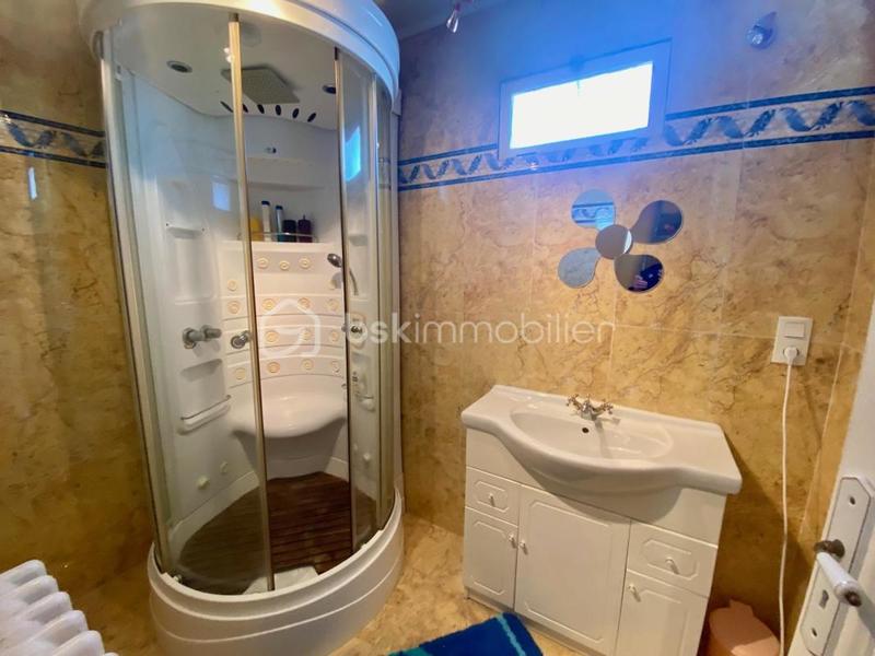 Pavillon - 100 m² - 5 pièces