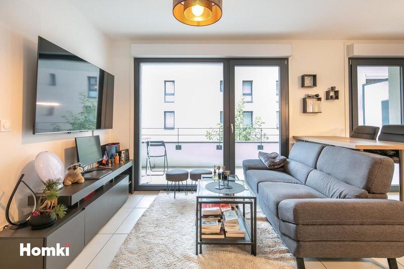 Appartement - 60 m² - 3 pièces