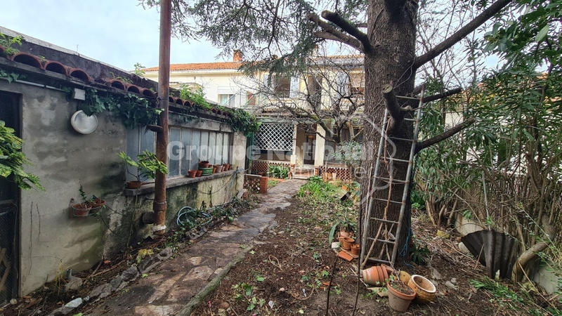 Immeuble - 60 m² - 6 pièces