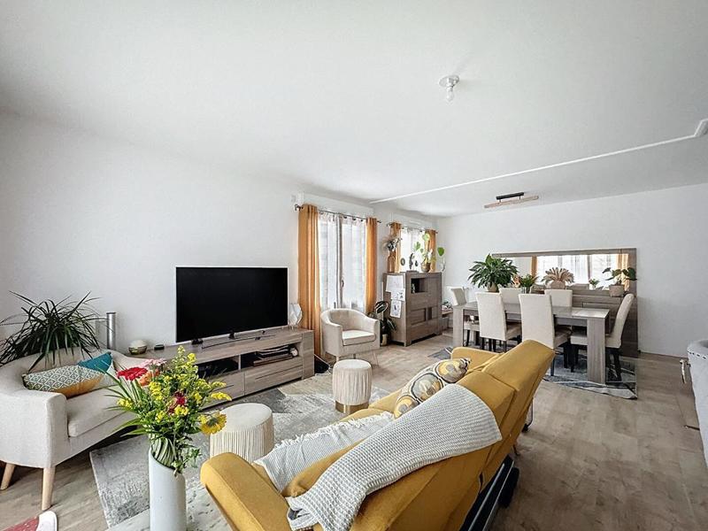 Appartement - 94 m² - 5 pièces