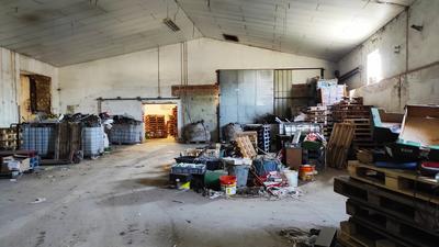 Entrepôt - 4 076 m² - 10 pièces
