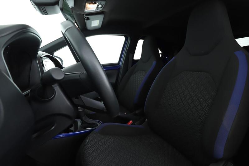 Toyota aygo x 1.0 Vvt-i Design s-Cvt 72 ch