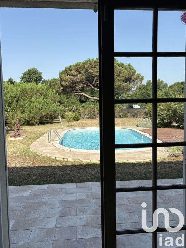 Maison - 220 m² - 7 pièces