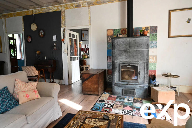 Maison - 143 m² - 7 pièces