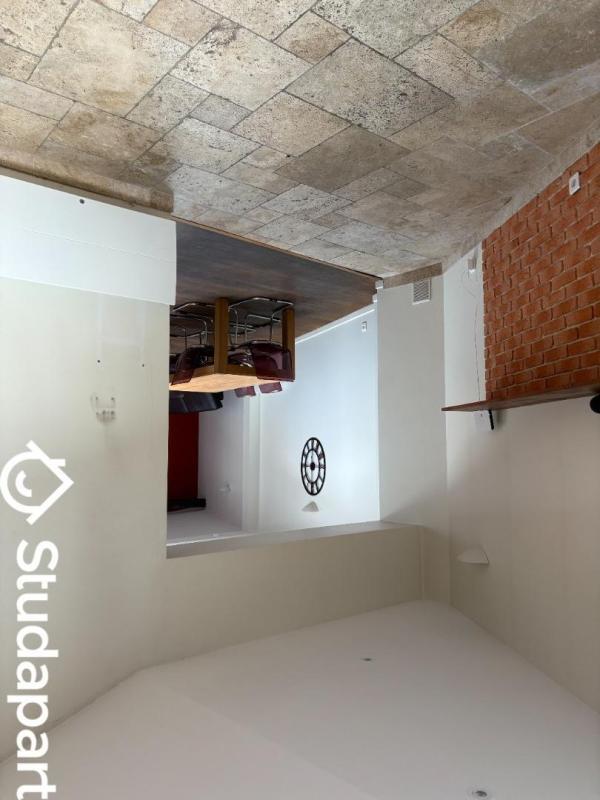 Chambre - 13 m² - 1 pièce