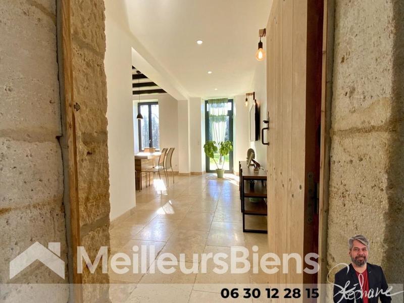 Maison - 258 m² - 9 pièces