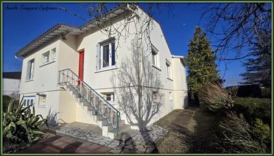 Maison - 120 m² - 6 pièces