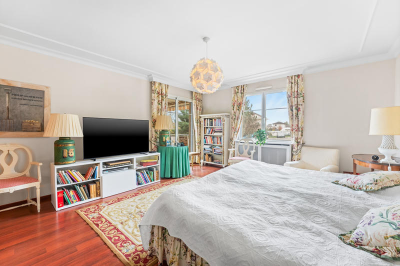 Appartement - 151 m² - 5 pièces