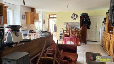 Maison - 104 m² - 5 pièces