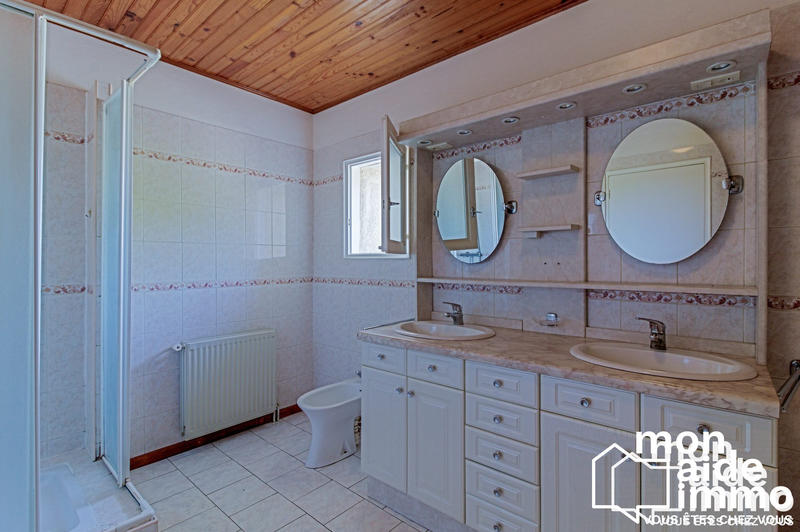 Maison - 184 m² - 6 pièces