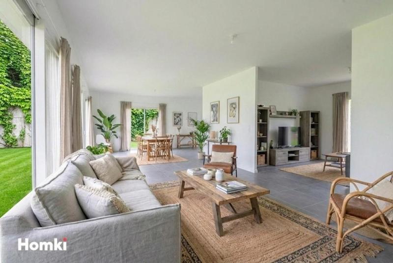 Maison - 183 m² - 6 pièces