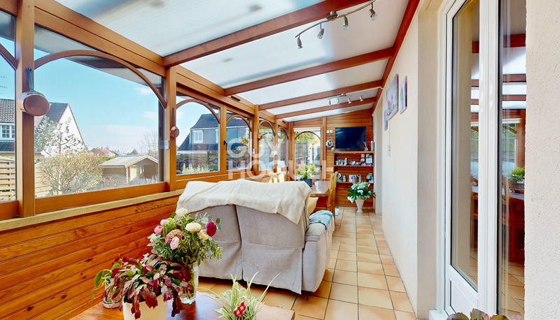 Maison - 98 m² - 5 pièces