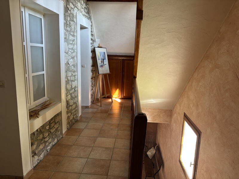 Maison - 185 m² - 6 pièces