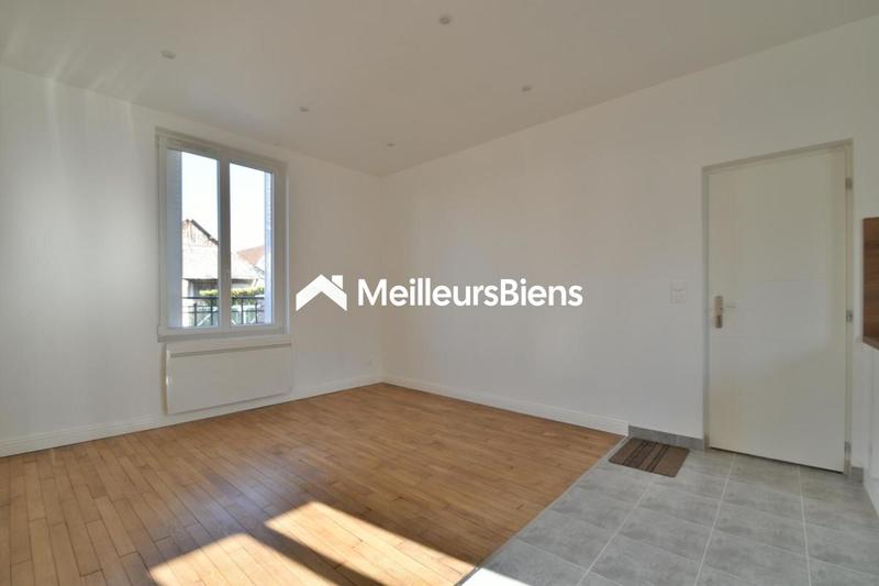 Maison - 96 m² - 5 pièces