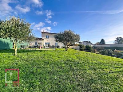 Maison - 125 m² - 5 pièces