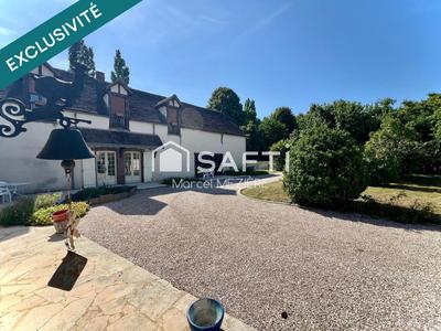 Propriété - 327 m² - 7 pièces