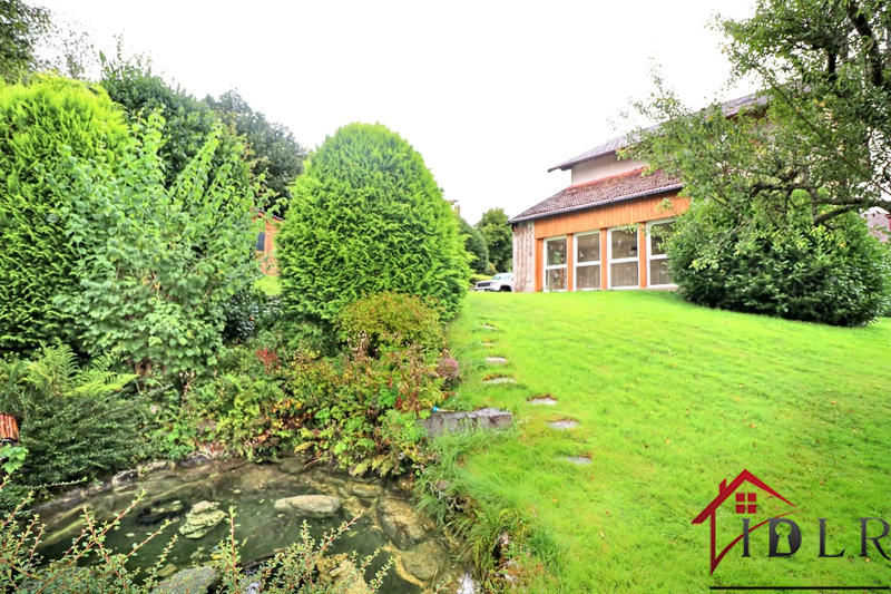 Maison - 179 m² - 9 pièces