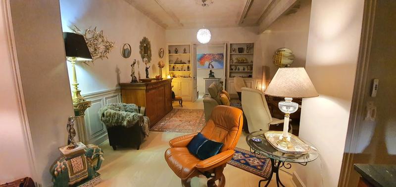 Appartement - 196 m² - 6 pièces