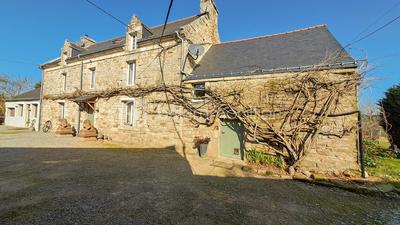 Propriété - 354 m² - 14 pièces