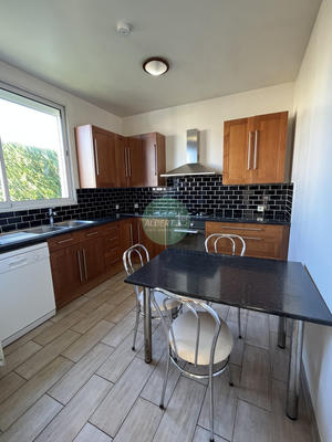 Maison - 145 m² - 6 pièces