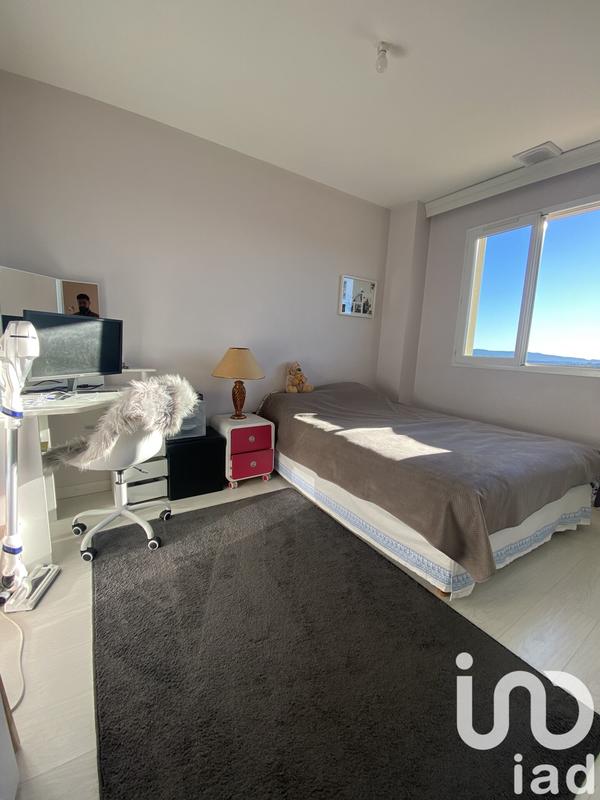 Maison - 183 m² - 7 pièces