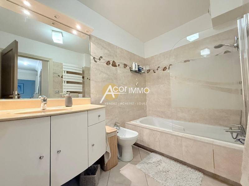 Appartement - 78 m² - 3 pièces