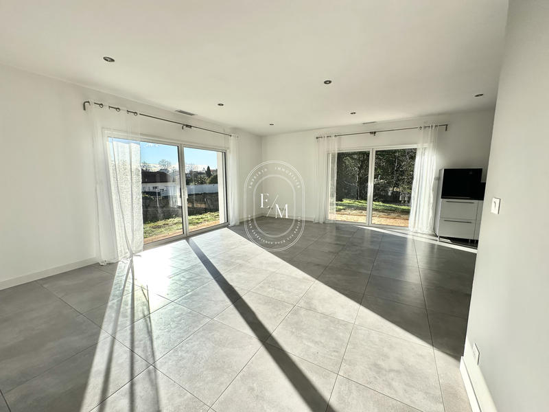 Maison - 123 m² - 4 pièces