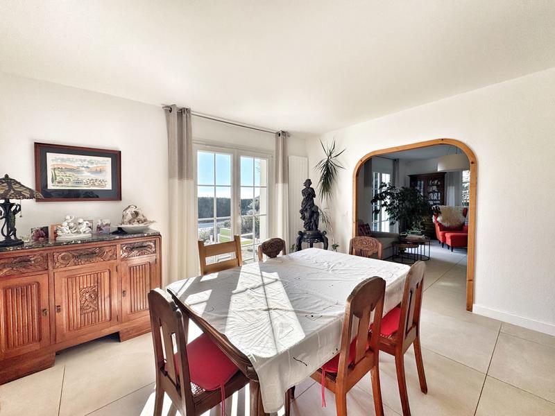 Maison - 200 m² - 5 pièces