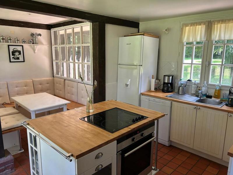 Propriété - 300 m² - 11 pièces