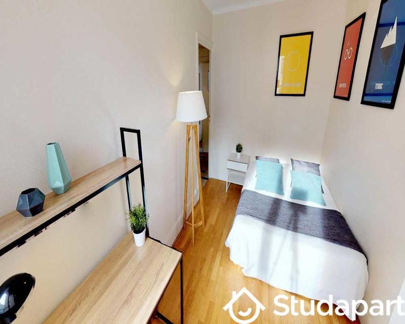 Chambre - 50 m² - 1 pièce