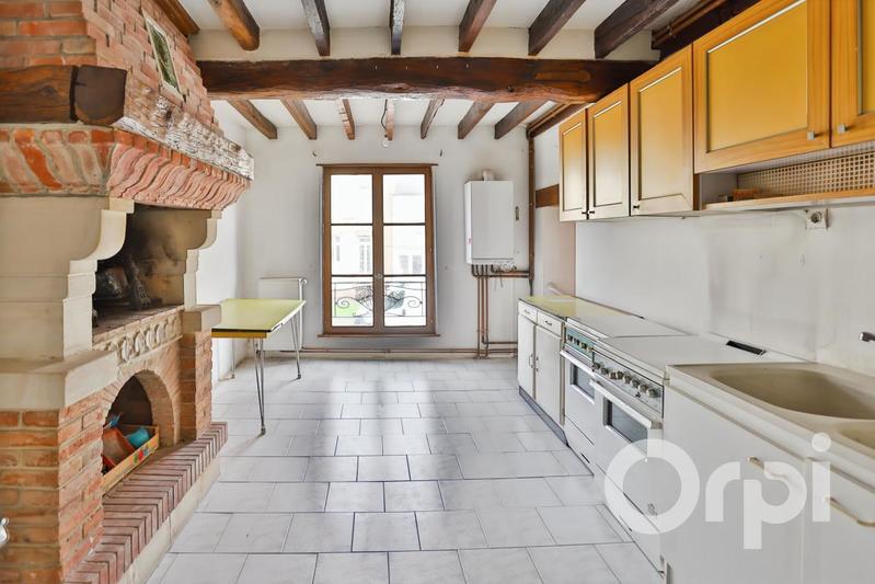 Maison - 182 m² - 7 pièces