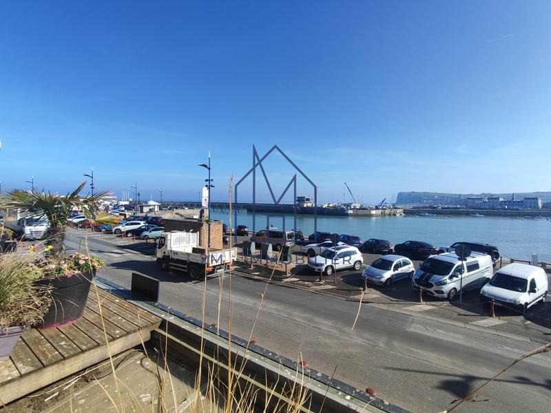 Appartement - 87 m² - 5 pièces