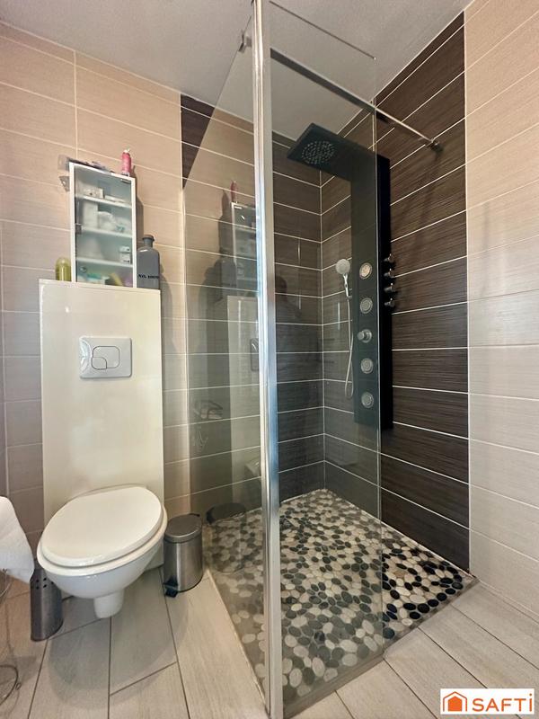 Maison - 105 m² - 5 pièces