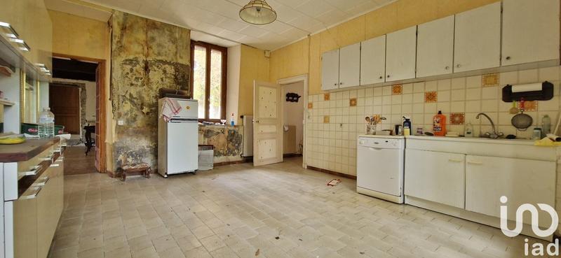 Maison - 315 m² - 15 pièces