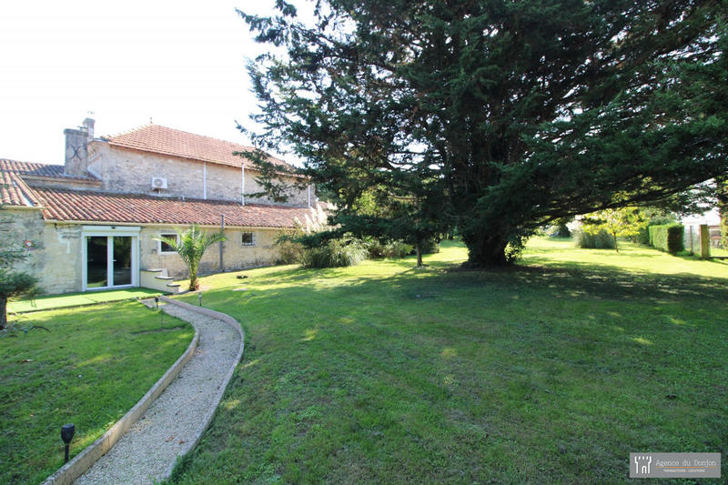 Maison ancienne - 200 m² - 5 pièces