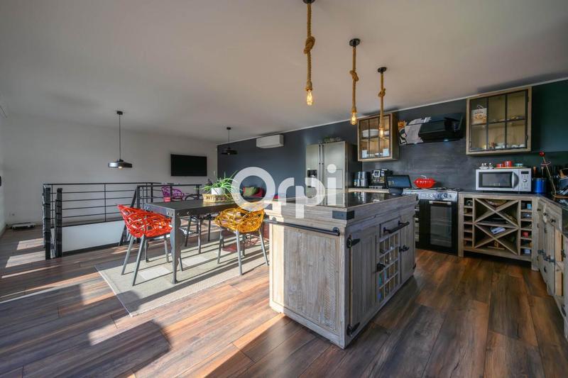 Loft - 285 m² - 4 pièces