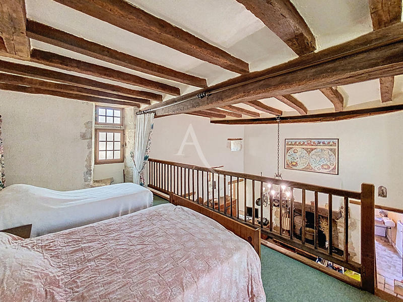 Maison - 197 m² - 6 pièces