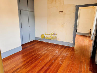 Appartement - 98 m² - 5 pièces