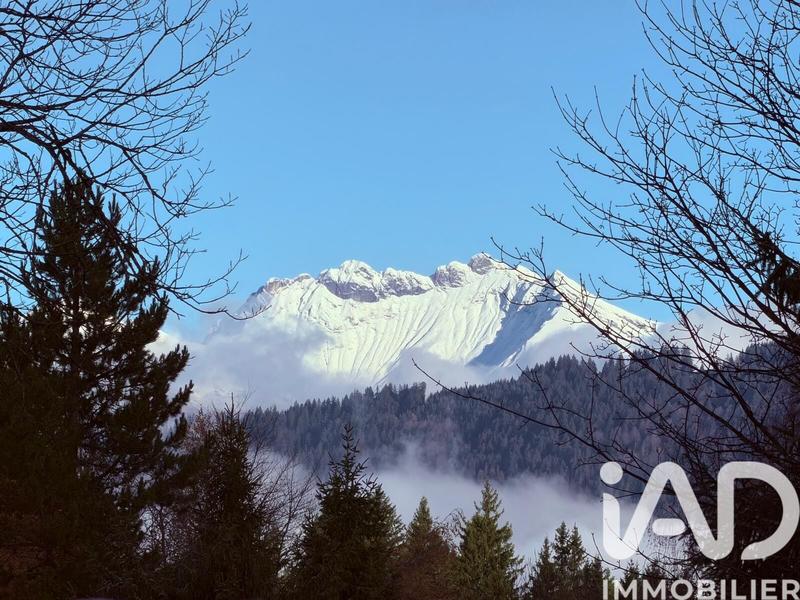 Châlet - 218 m² - 7 pièces