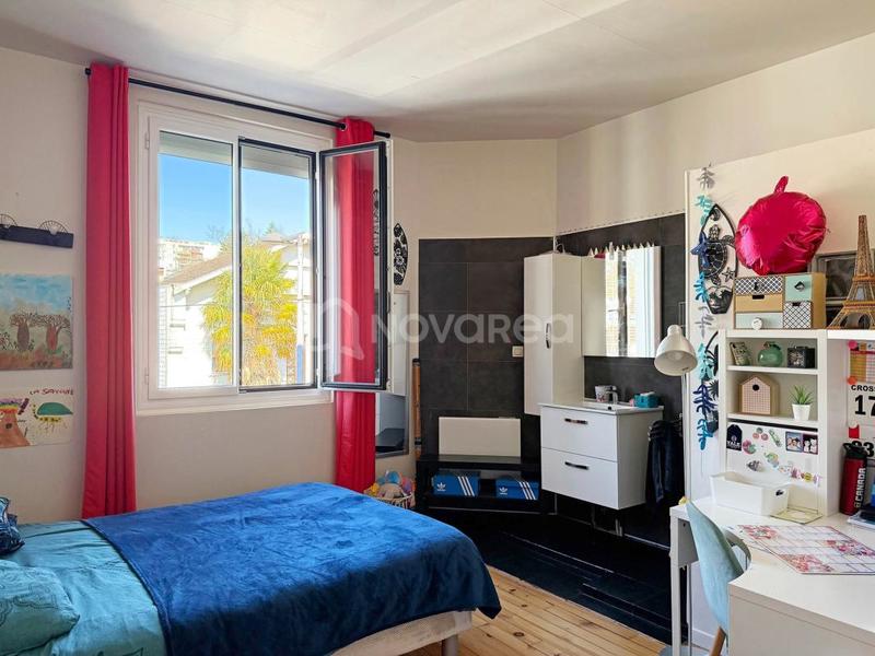 Maison - 174 m² - 5 pièces