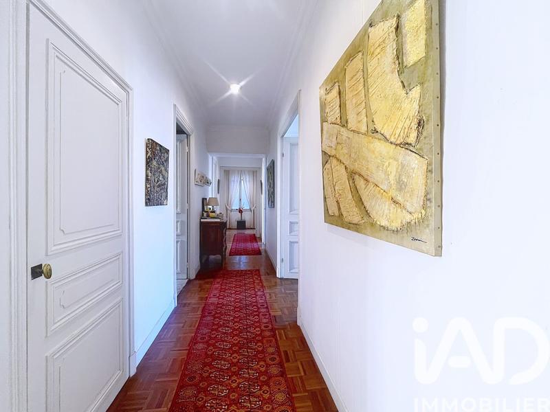 Appartement - 203 m² - 6 pièces