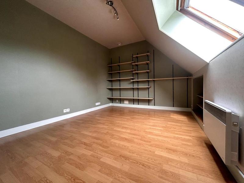 Maison traditionnelle - 146 m² - 6 pièces