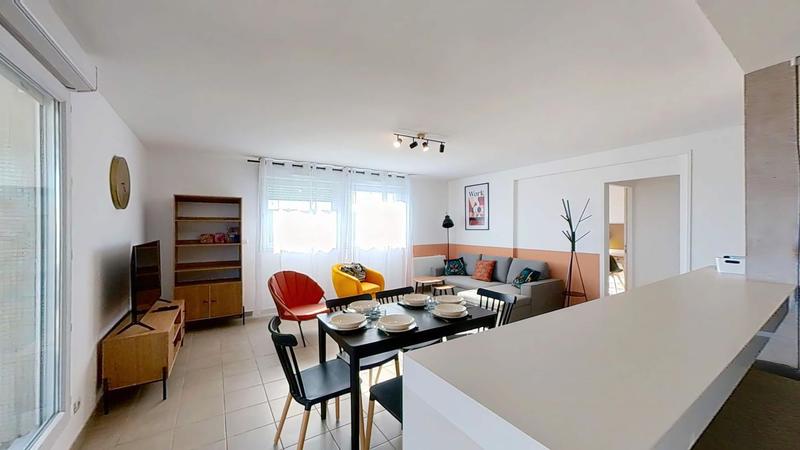 Appartement - 136 m² - 7 pièces