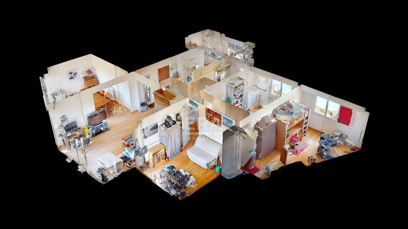 Appartement - 102 m² - 4 pièces