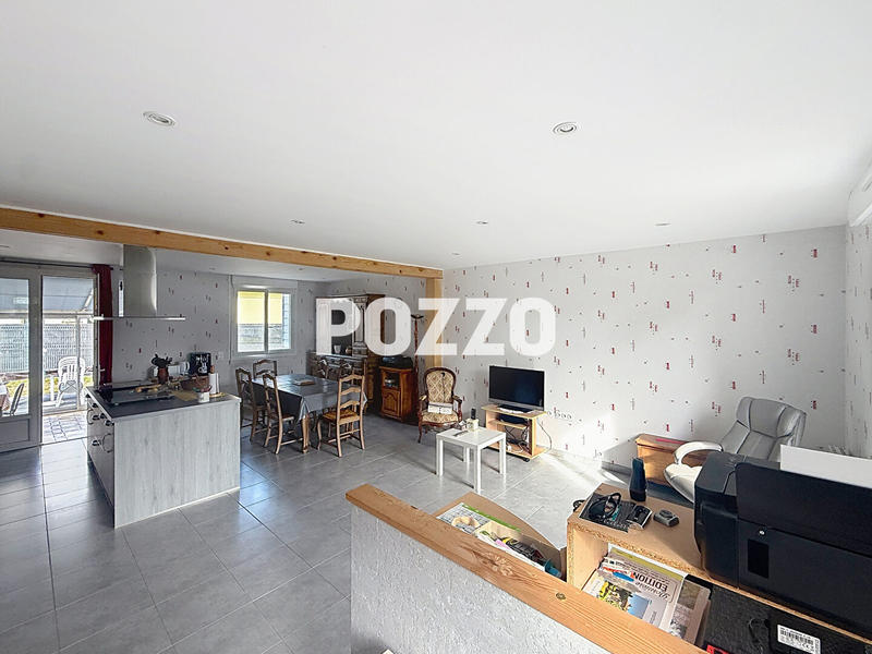 Maison - 101 m² - 5 pièces