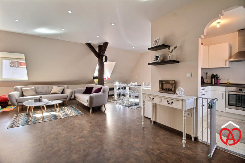 Appartement - 83 m² - 4 pièces