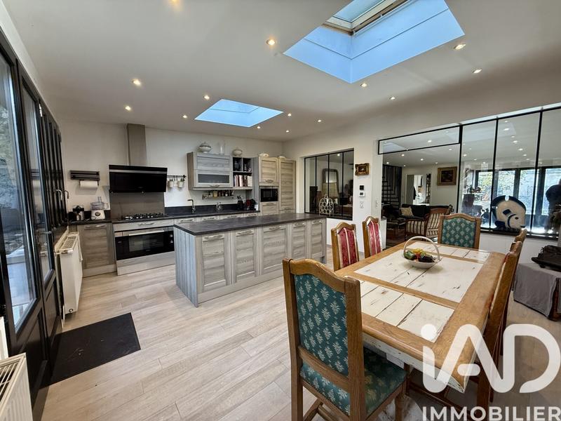 Maison de ville - 112 m² - 5 pièces