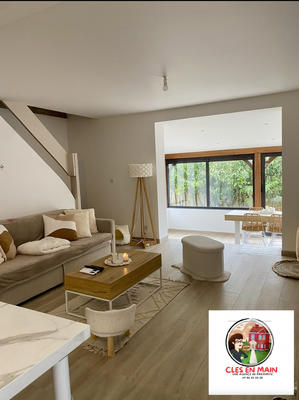 Maison traditionnelle - 105 m² - 6 pièces